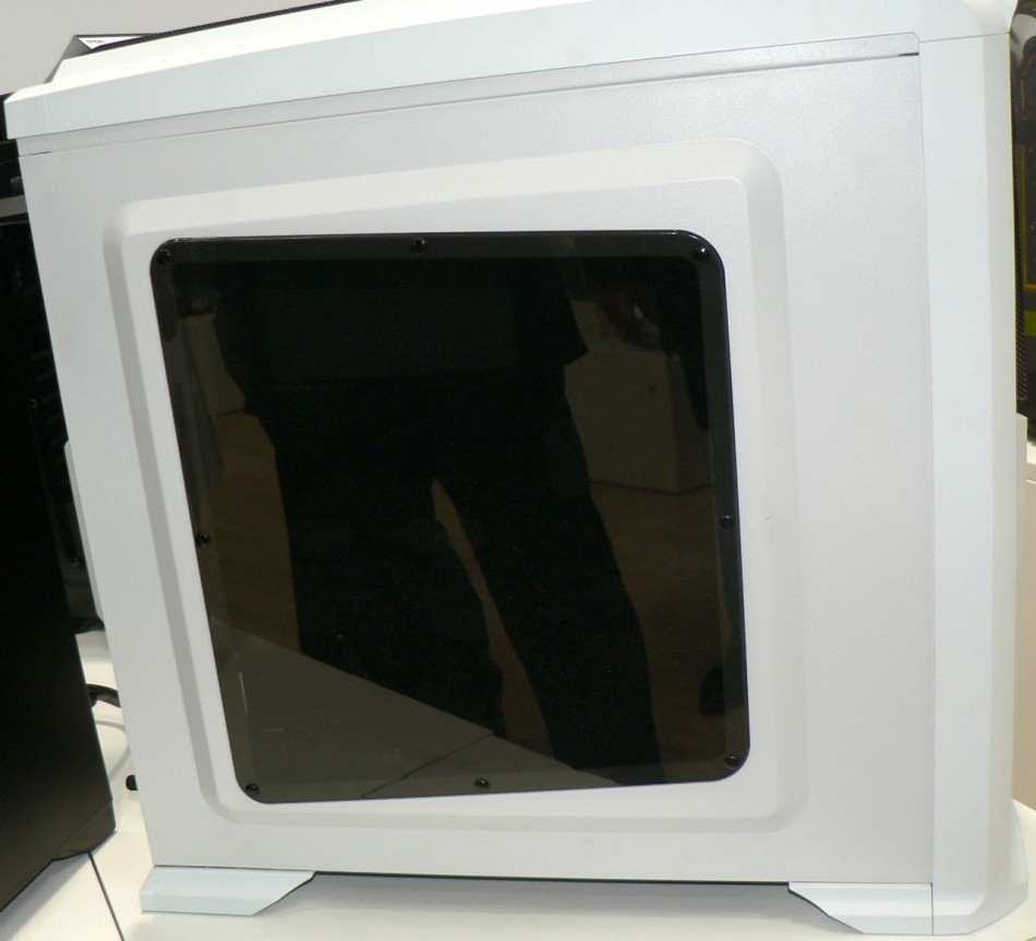 Antec_GX330_3